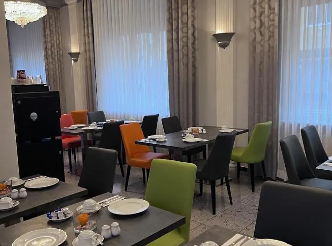 The Kral - Business & Serviced Lägenhetshotell 3*