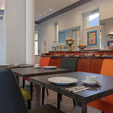 Aparthotel The Kral - Business & Serviced