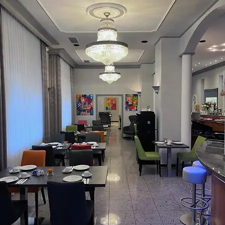 The Kral - Business & Serviced 3*