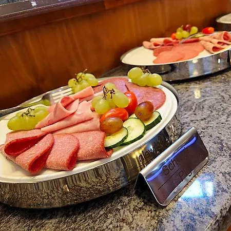 Aparthotel The Kral - Business & Serviced 3*