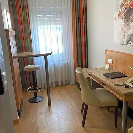 The Kral - Business & Serviced Aparthotel Erlangen