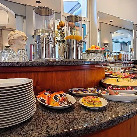 The Kral - Business & Serviced Aparthotel 3*