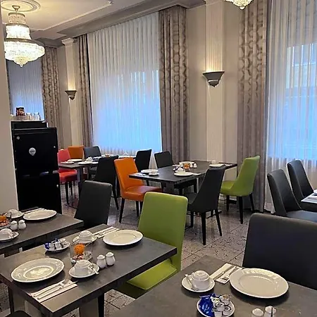The Kral - Business & Serviced 3* Erlangen