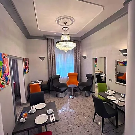 Aparthotel The Kral - Business & Serviced 3*